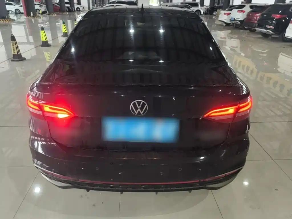 Volkswagen Lavida — миниатюра 6