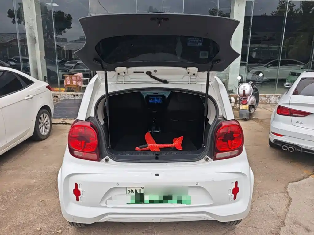 Roewe Clever — миниатюра 19