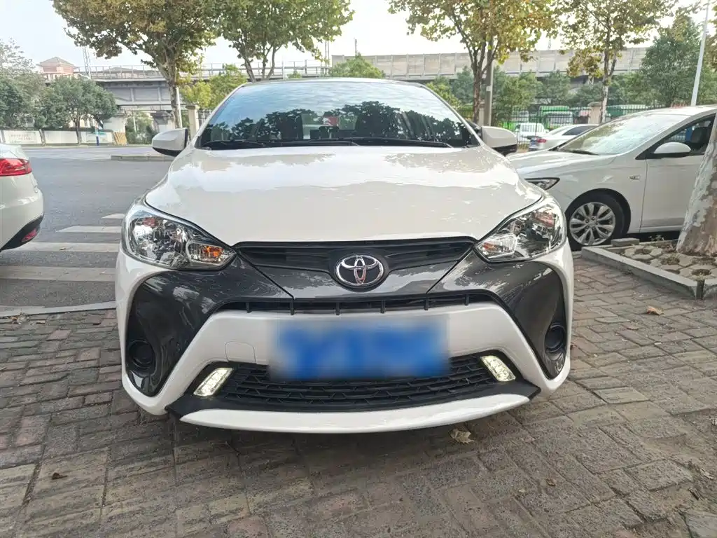 TOYOTA YARIS L ZHIXUAN