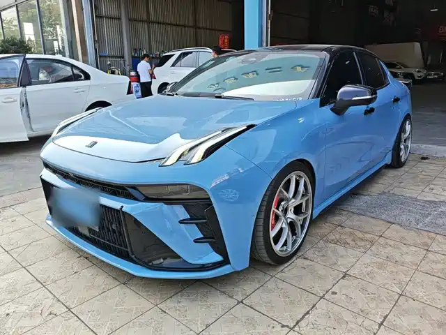 2024 Lynk & Co 03