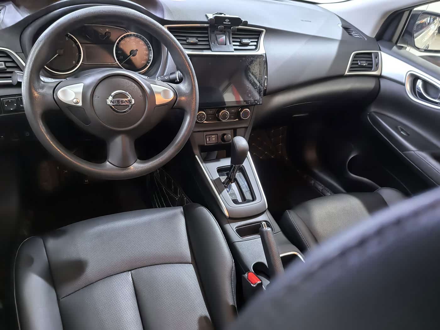 Nissan Sylphy 1.6 л 2024 г. Белый, пробег 5000 км