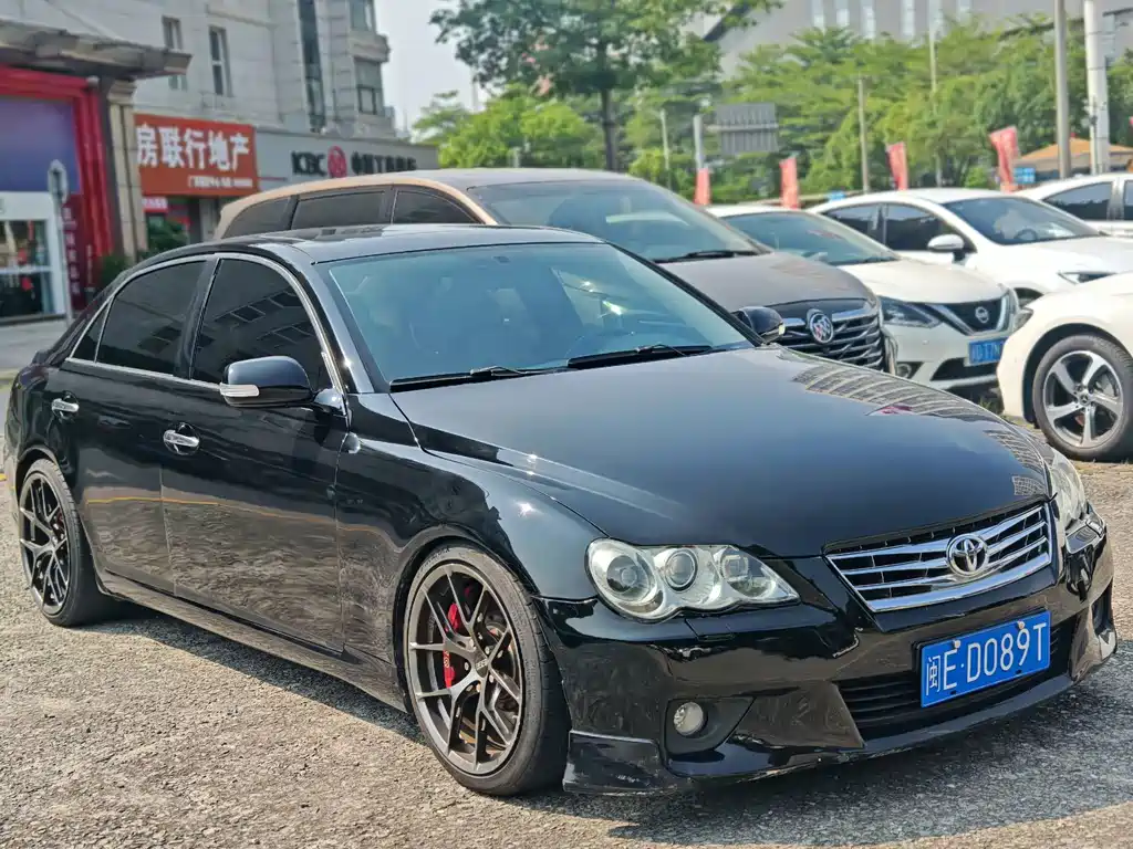 Toyota Reiz — миниатюра 3