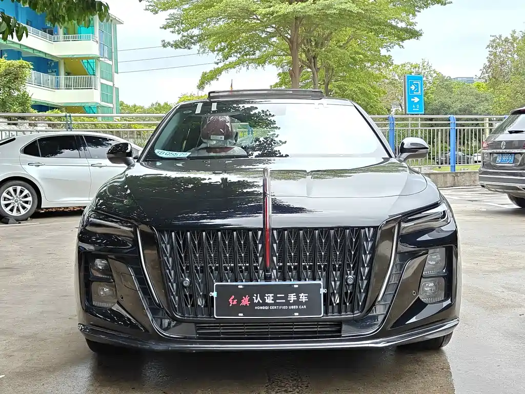 Hongqi H5 2025 2.0T AT