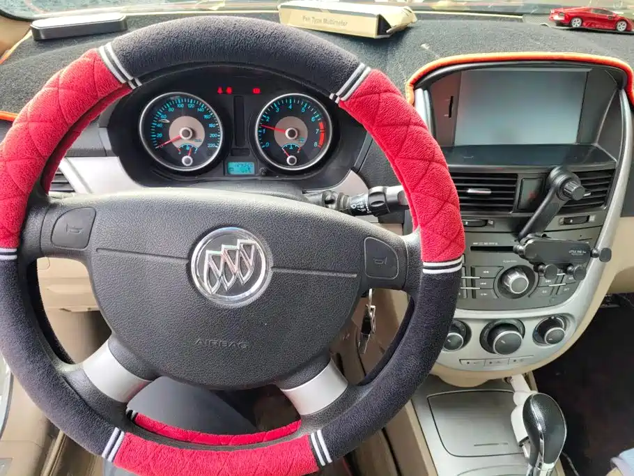 Buick Excelle — миниатюра 11