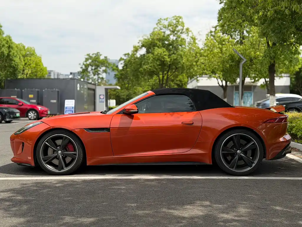 Jaguar F-TYPE — миниатюра 5