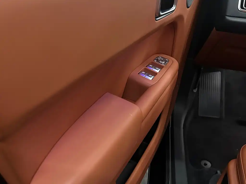 Li Auto Li L9 — миниатюра 10