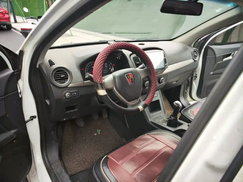 Roewe 350 2015 1.5L MT Luxury
