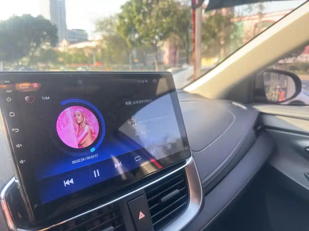 TOYOTA YARIS L ZHIXUAN