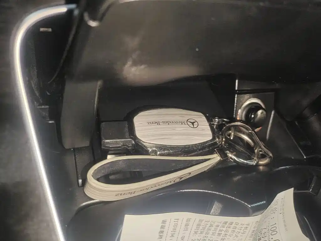 Mercedes-Benz C-Class — миниатюра 17