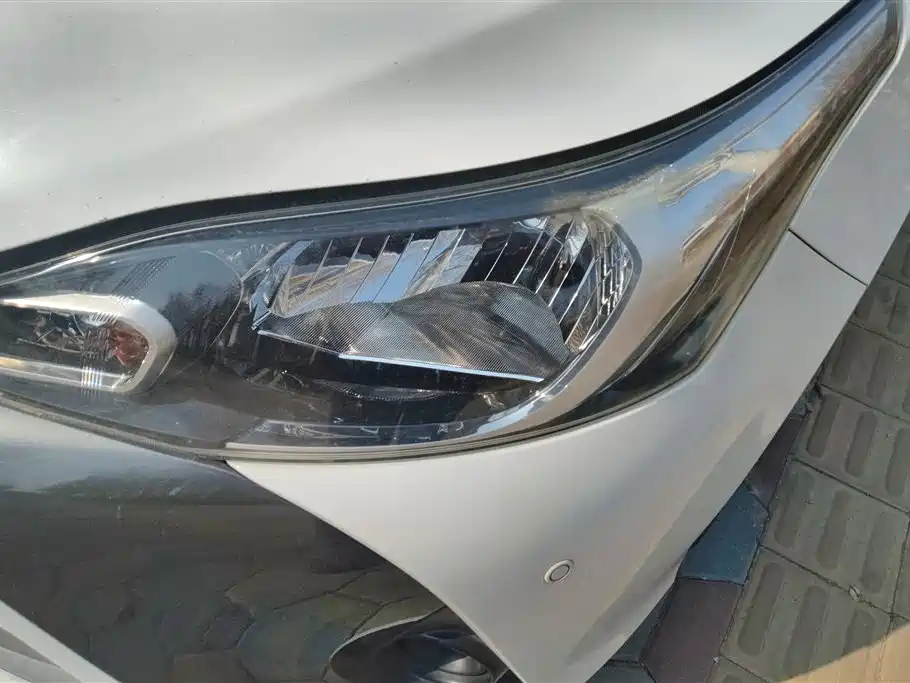 TOYOTA YARIS L ZHIXUAN