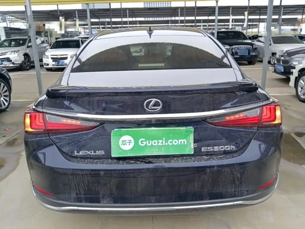 Lexus ES — миниатюра 6