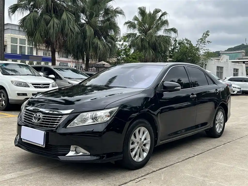 Toyota Camry 2012