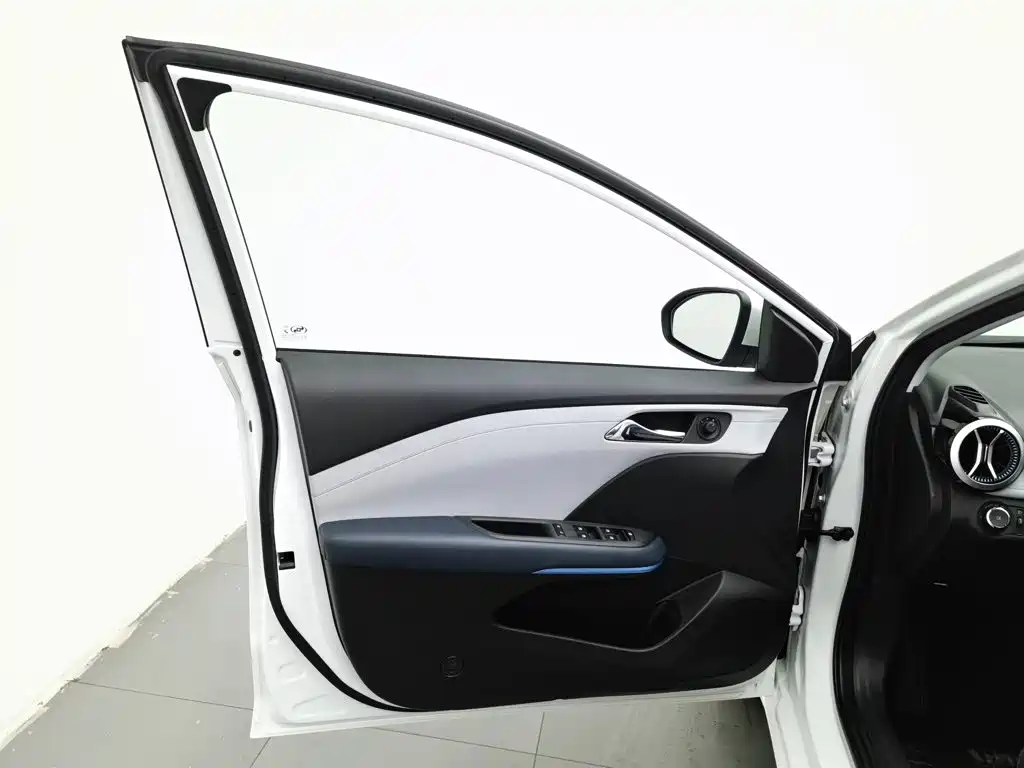 Chevrolet Monza — миниатюра 8
