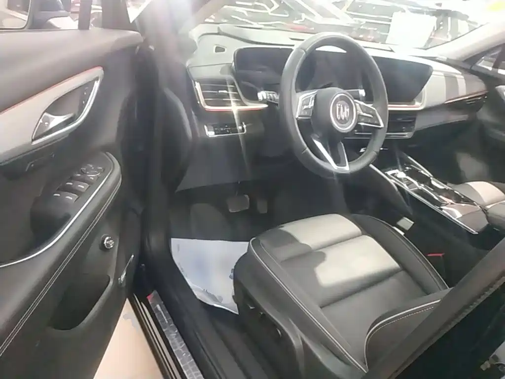 Buick Envision Plus — миниатюра 16