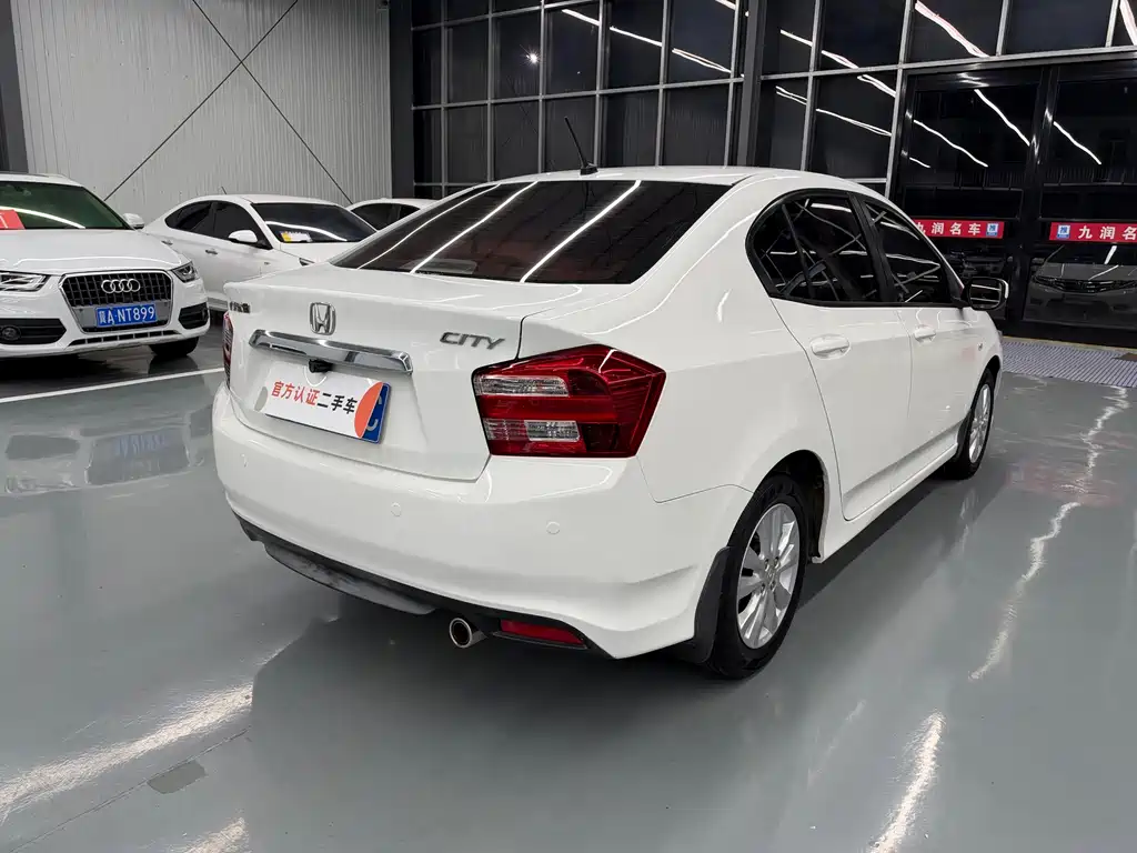 Honda City Classic — миниатюра 12