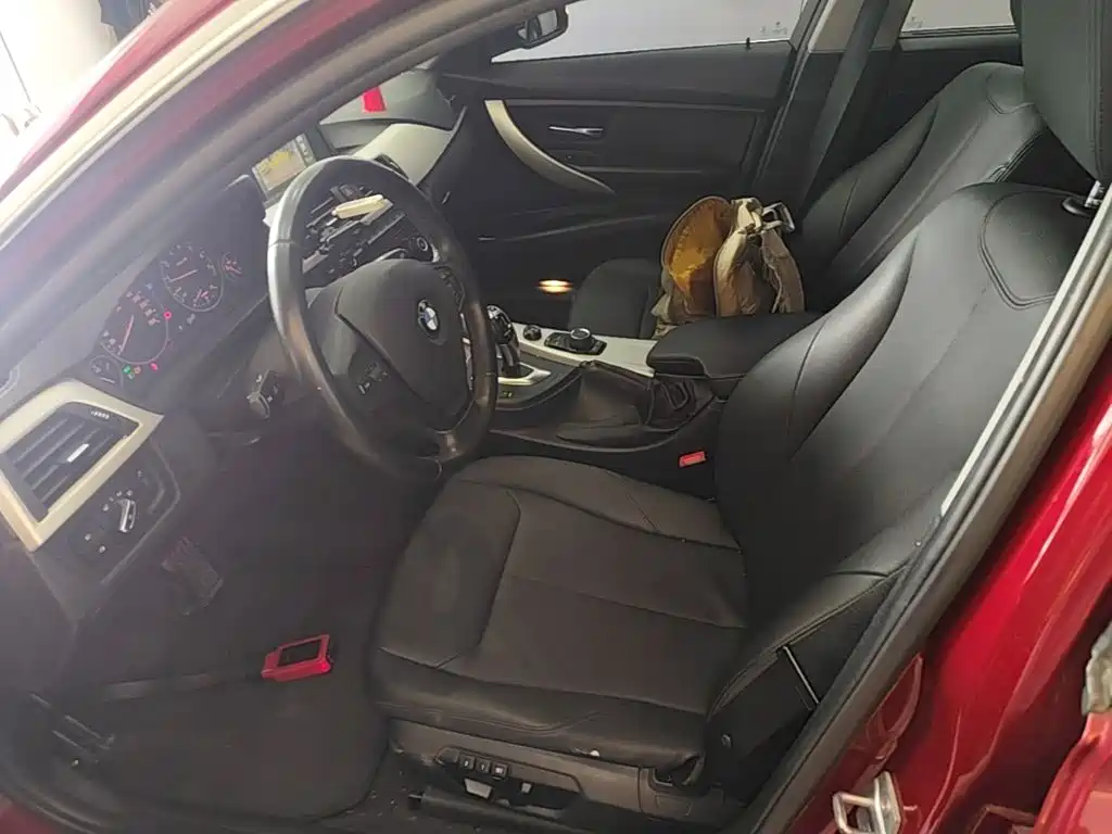 BMW 3 Series — миниатюра 15