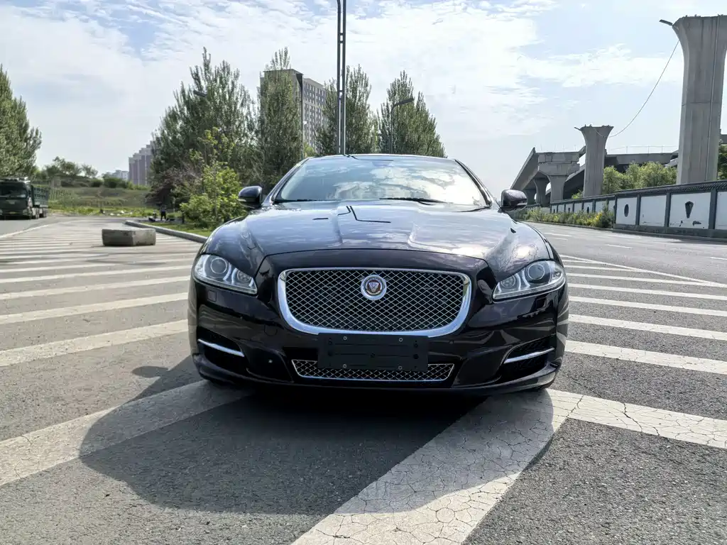 Jaguar XJ 2015 XJL 3.0 SC Premium