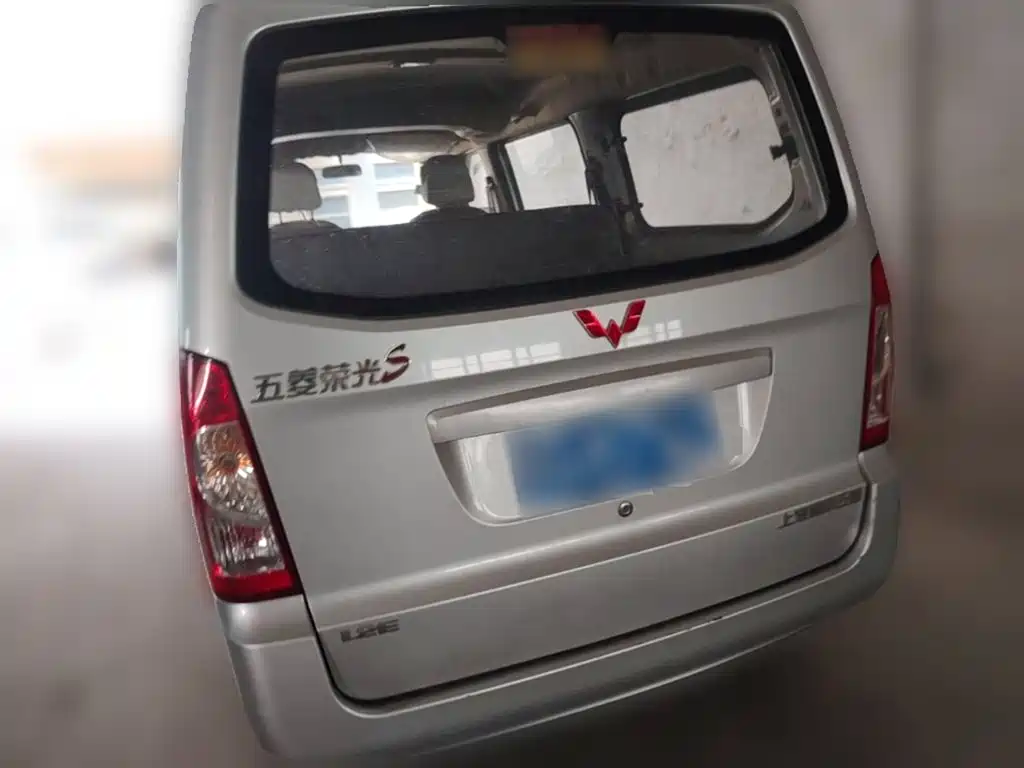 Wuling Rongguang — миниатюра 7