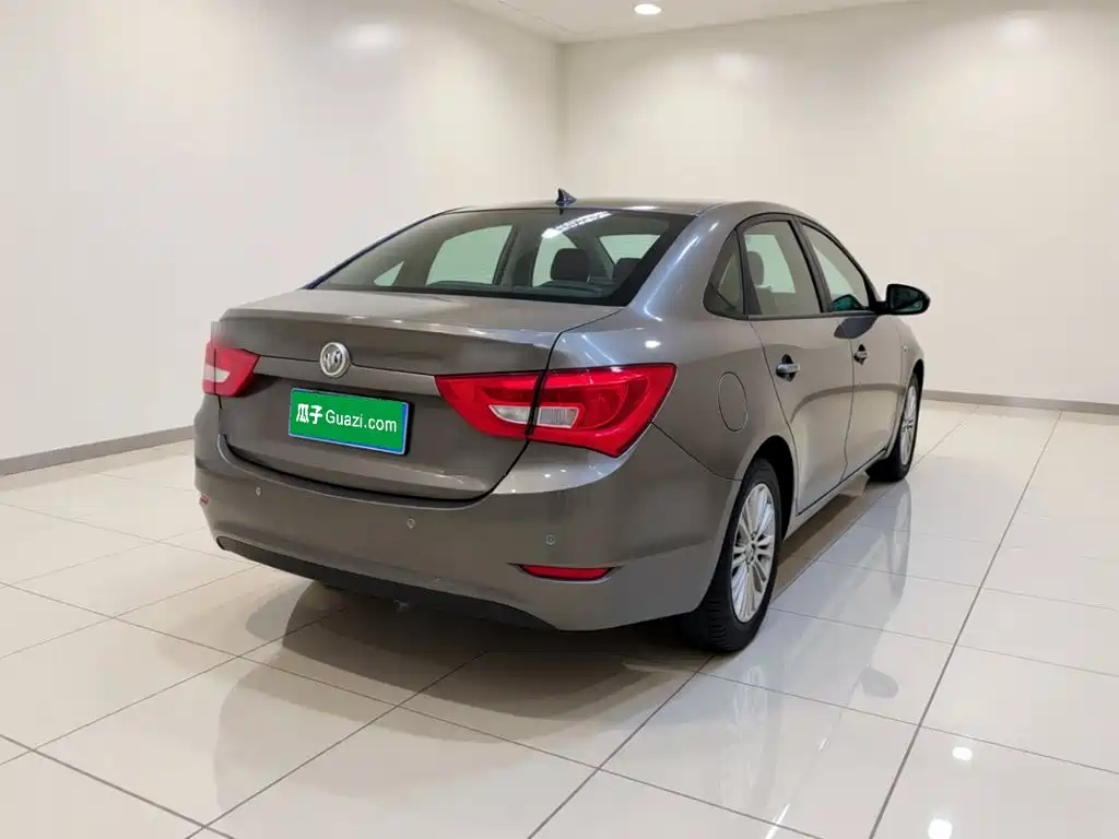 Buick Excelle — миниатюра 6