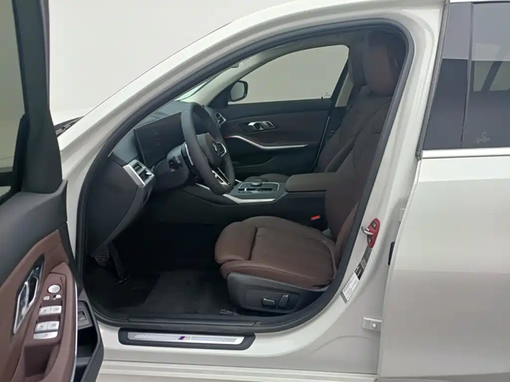 BMW 3 Series — миниатюра 8