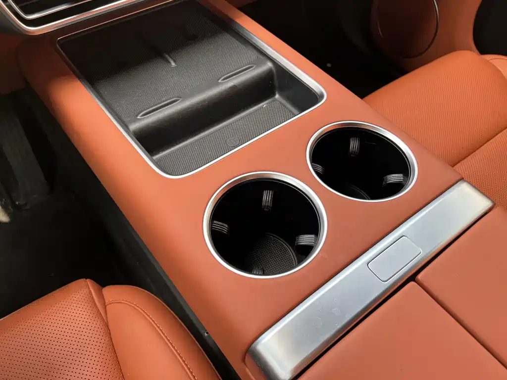Li Auto Li L8 — миниатюра 6