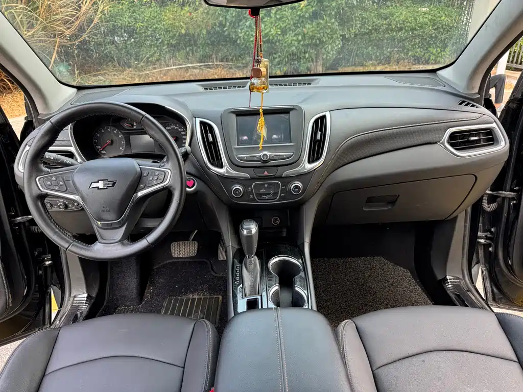 Chevrolet Equinox — миниатюра 7