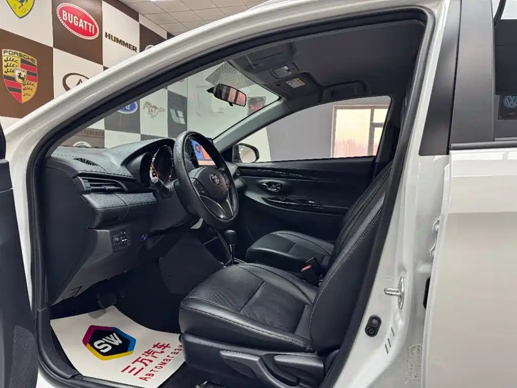 TOYOTA YARIS L ZHIXUAN