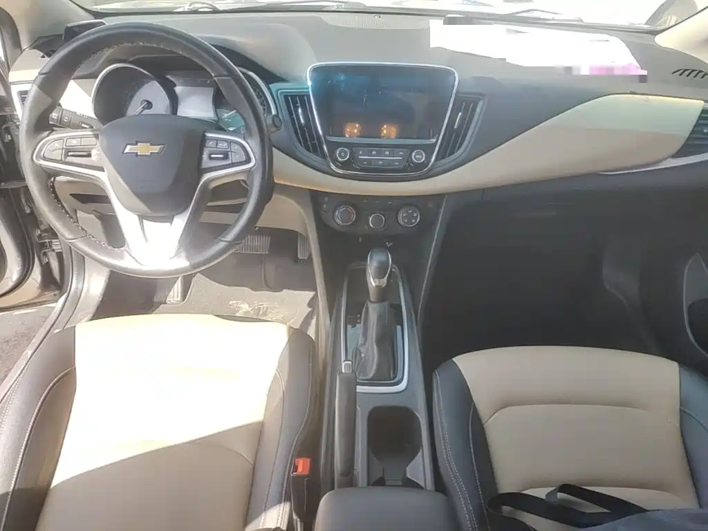 Chevrolet Monza — миниатюра 10