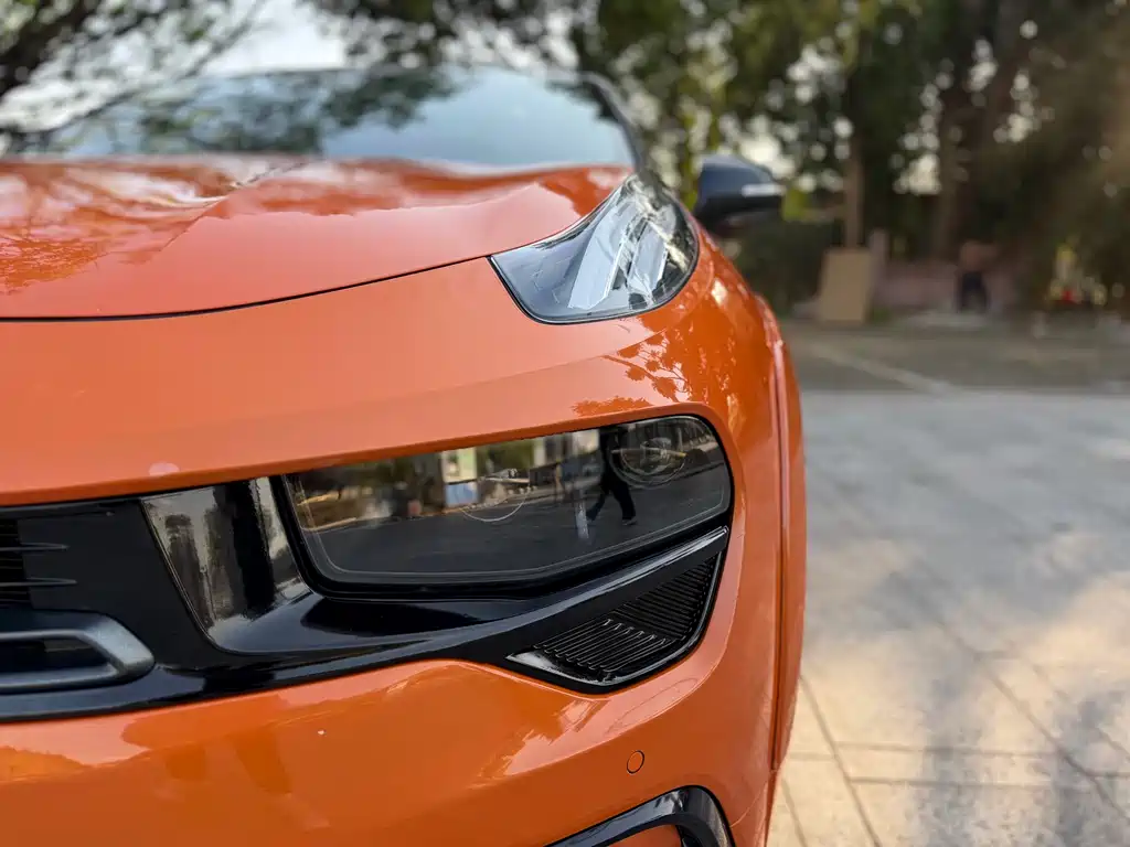 LYNK & CO. 02 HATCHBACK