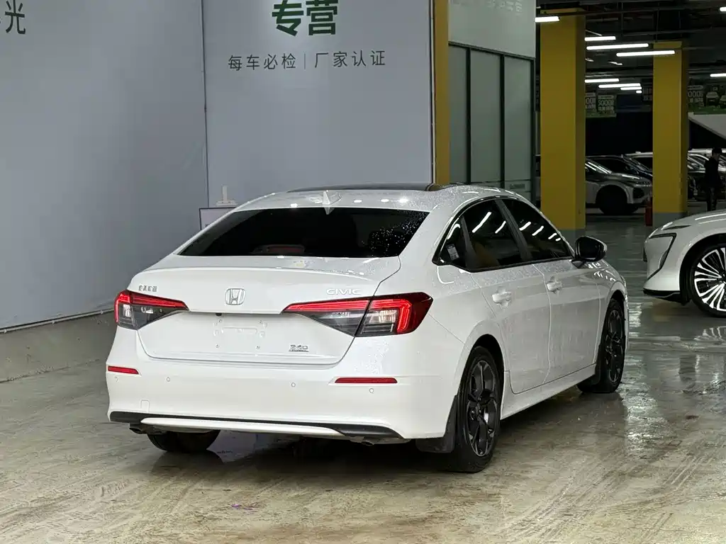 Honda Civic — миниатюра 5