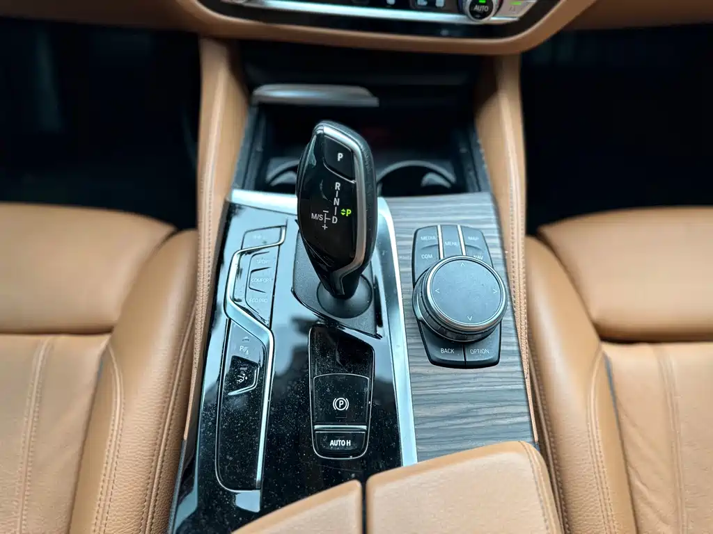 BMW 6 Series GT — миниатюра 14