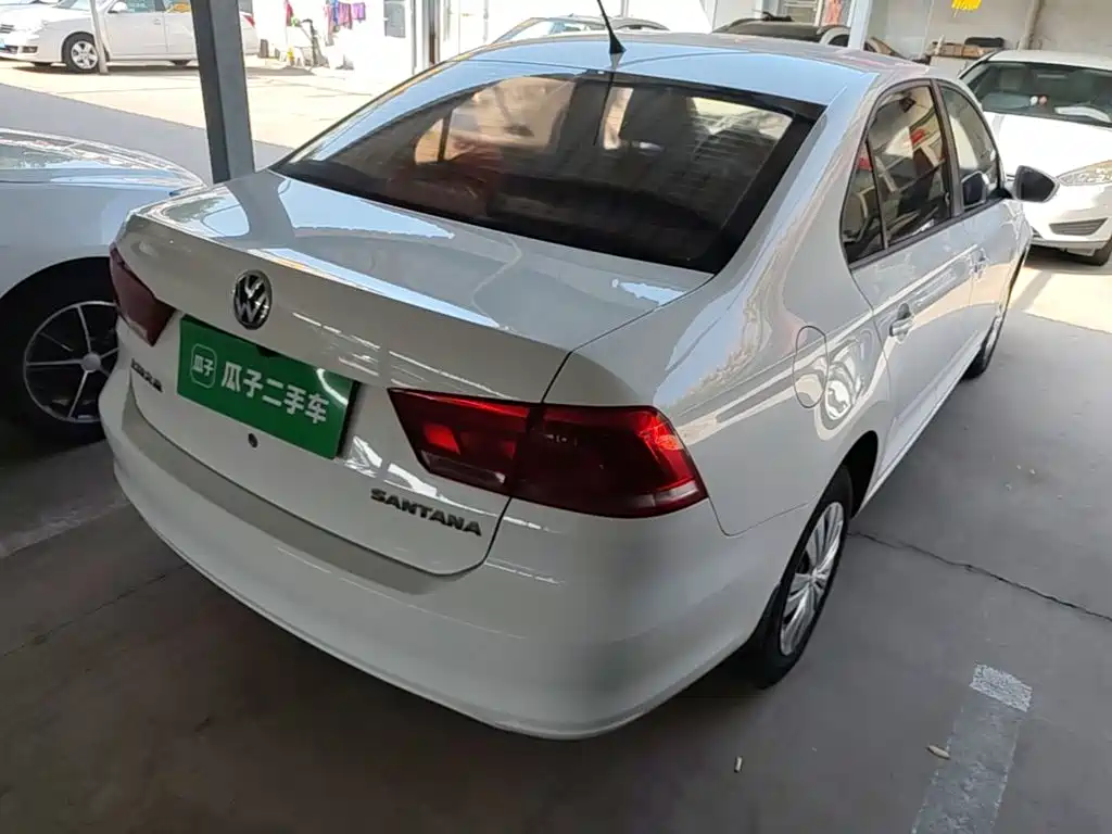 Volkswagen Santana — миниатюра 7