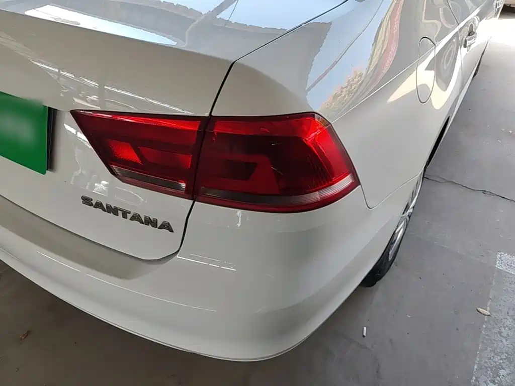 Volkswagen Santana — миниатюра 8