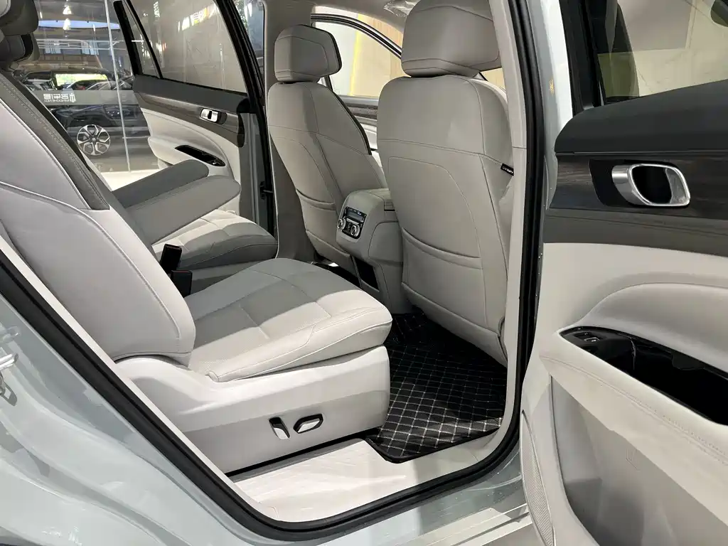 FORD LINGYU NEW ENERGY