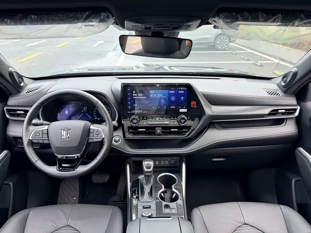 Toyota Crown Kluger 2022 2.0T