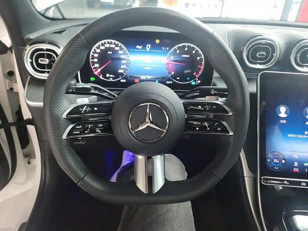 Mercedes-Benz C-Class — миниатюра 11