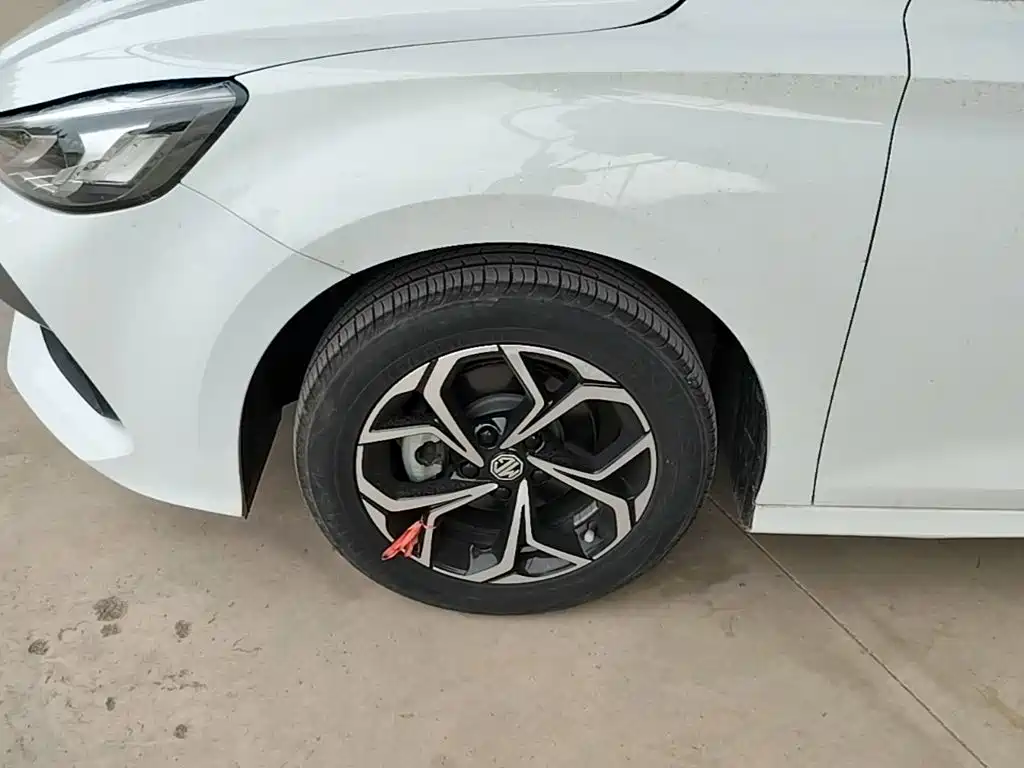 MG MG5 — миниатюра 23