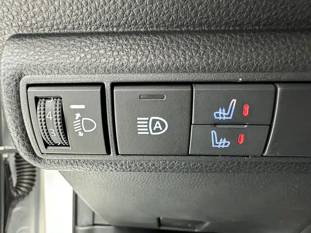Toyota Corolla 2021 — фото 14
