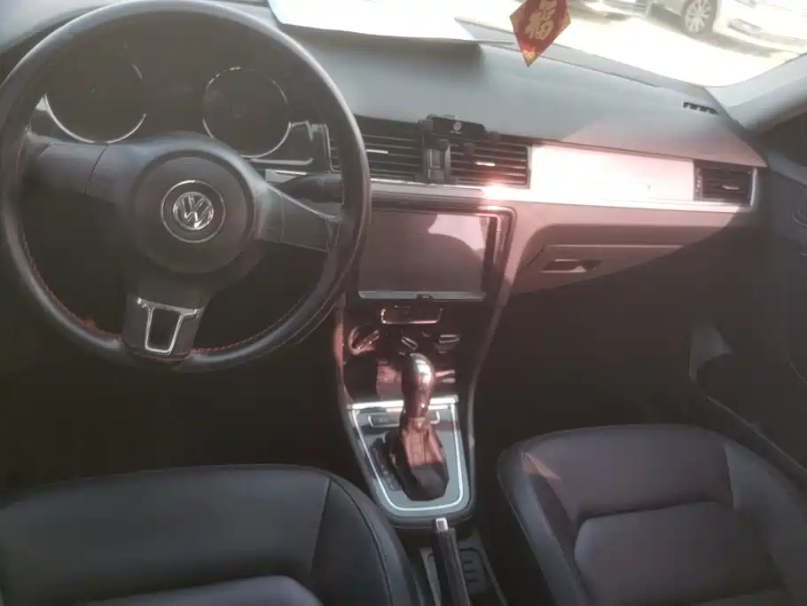 Volkswagen Bora — миниатюра 8