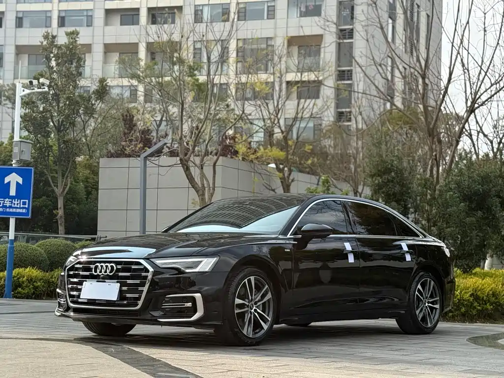 Audi A6L 2023