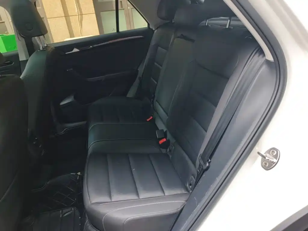 Volkswagen T-Roc — миниатюра 17