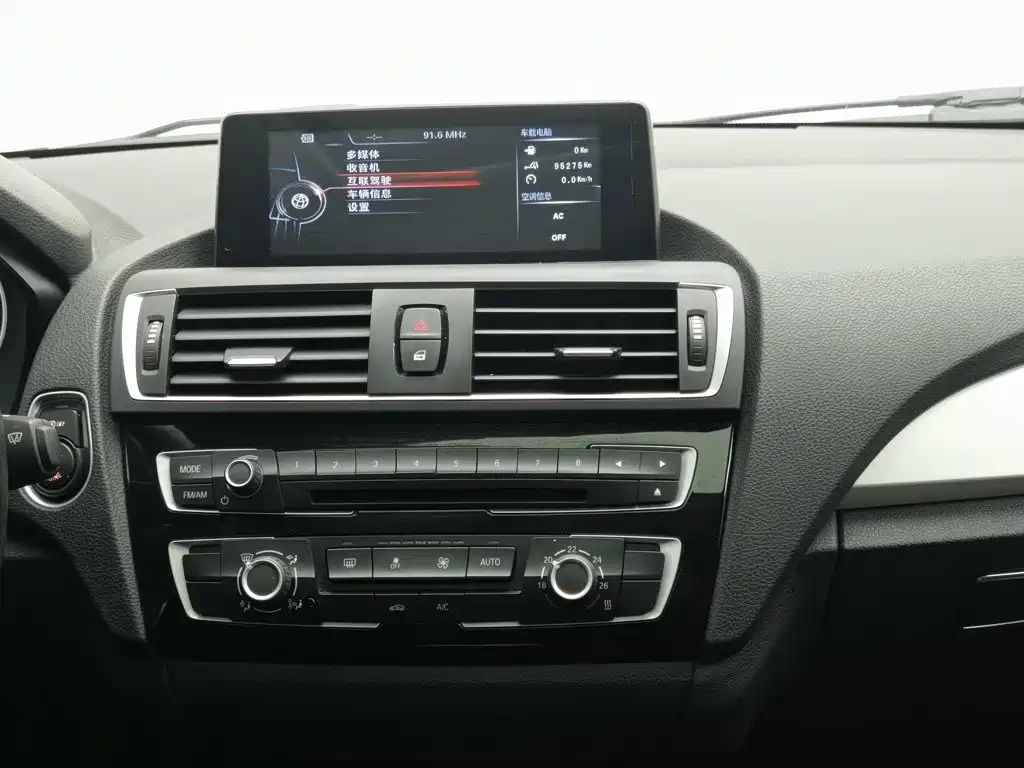 BMW 1 Series (Import) — миниатюра 12