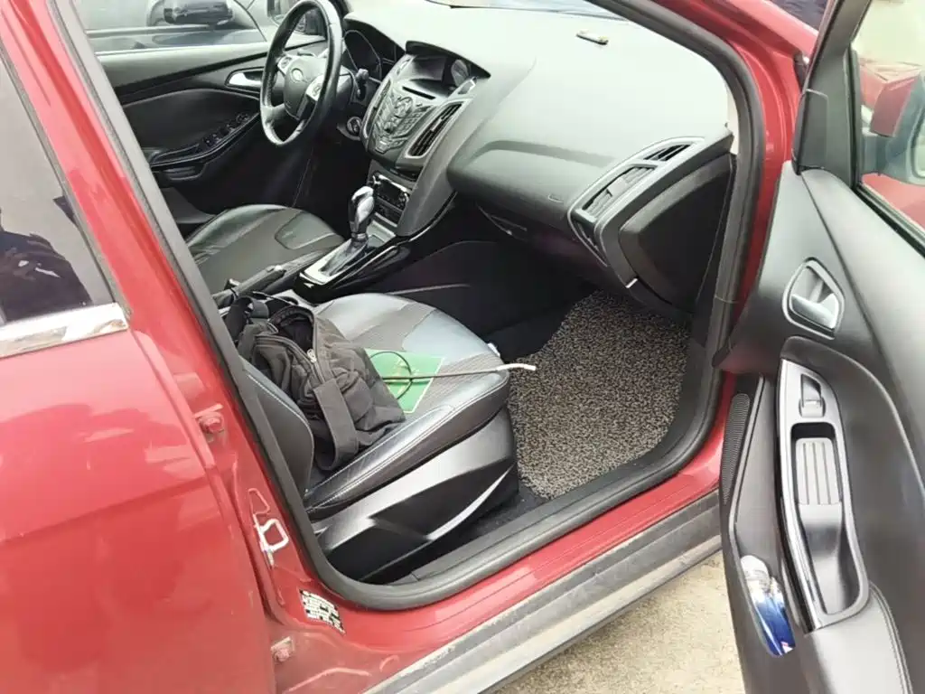 Ford Focus — миниатюра 9