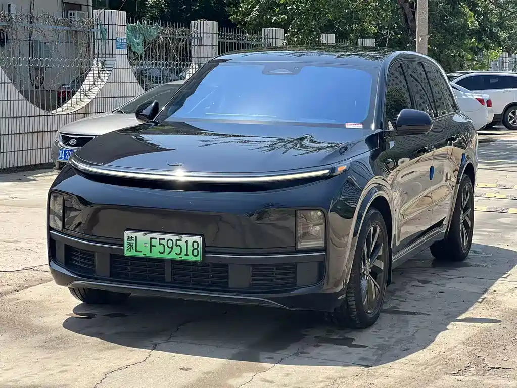 Li Auto L8 2023 Pro