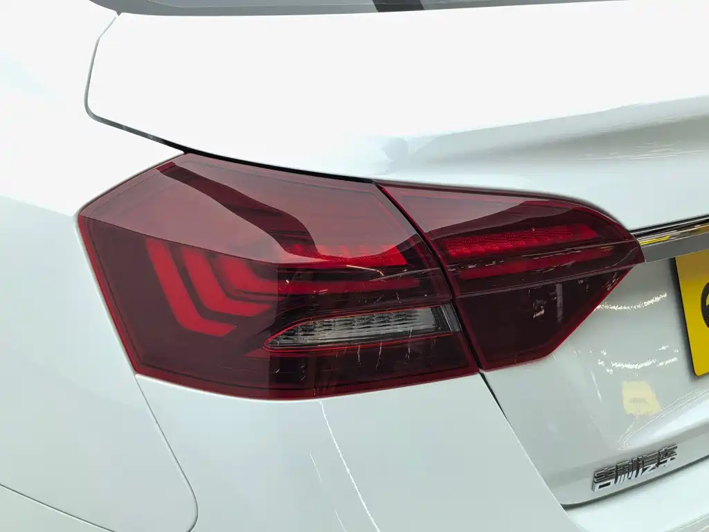 Geely Emgrand — миниатюра 23