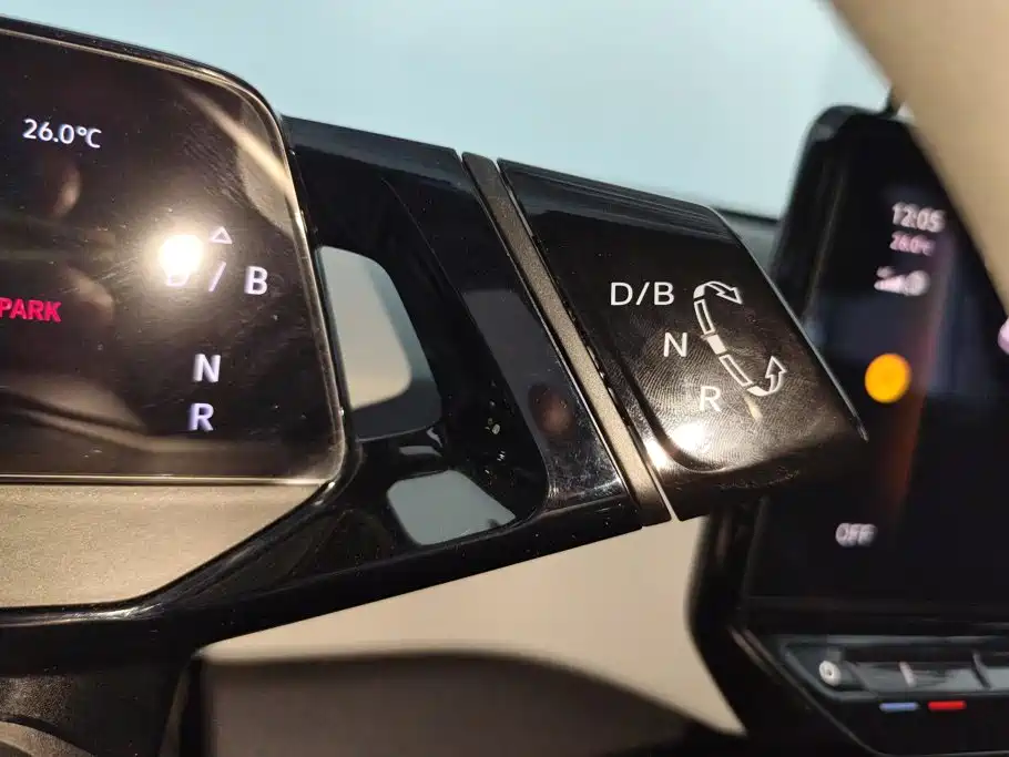 Volkswagen ID.3 — миниатюра 16