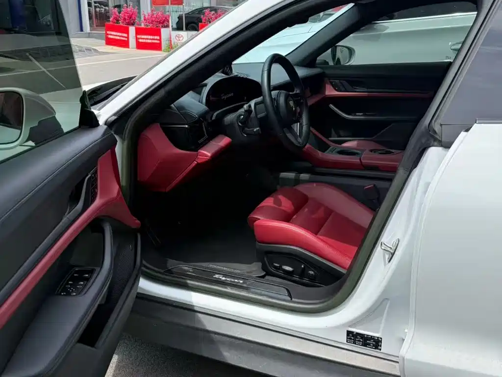 Porsche Taycan 2022 Taycan