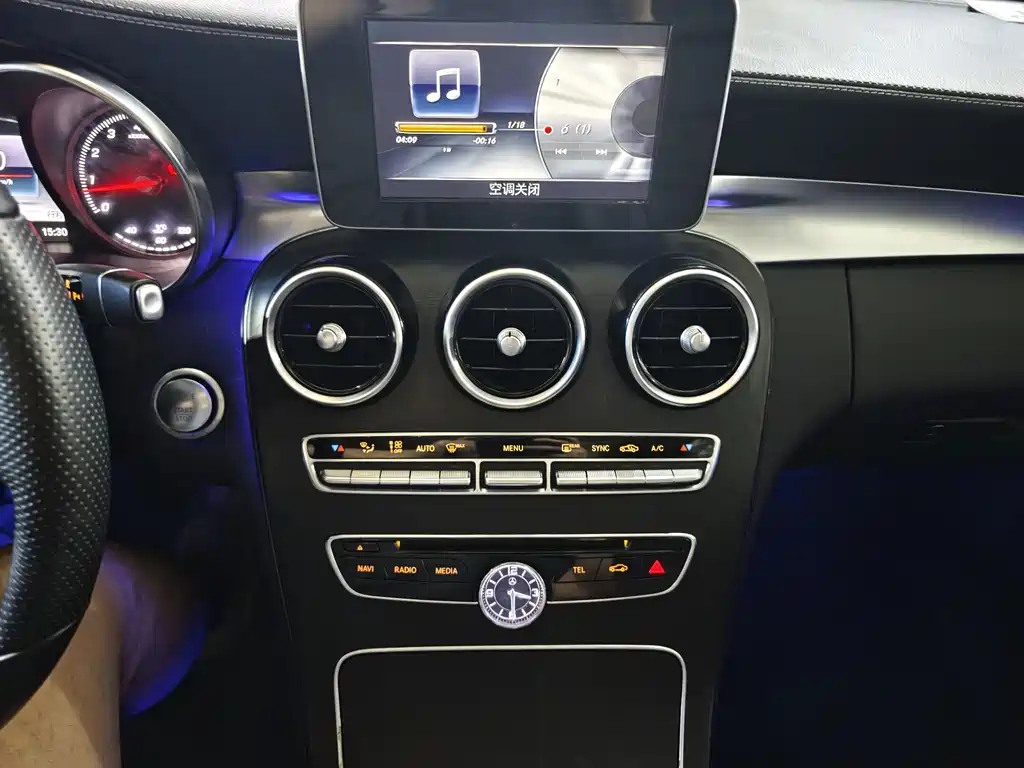 Mercedes-Benz C-Class — миниатюра 15
