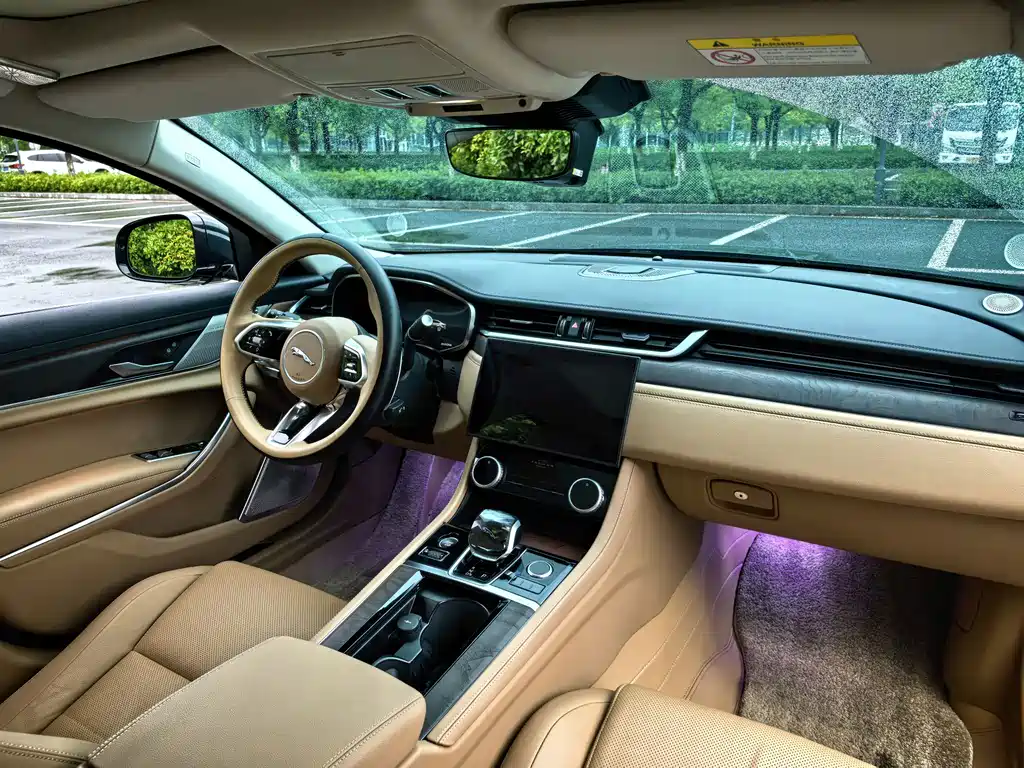 Jaguar XFL — миниатюра 16