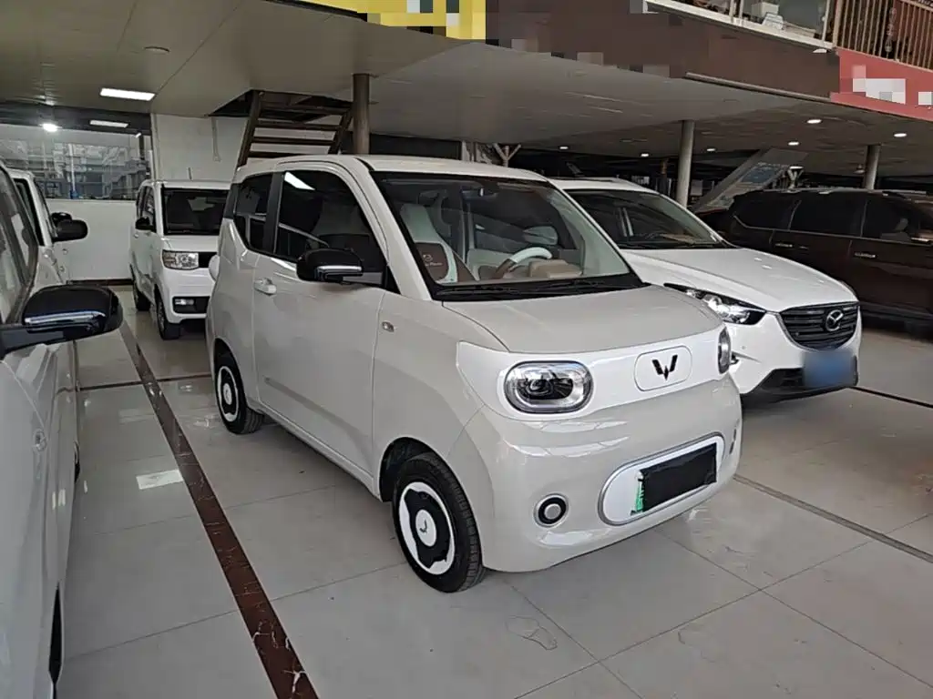 Wuling MINIEV — миниатюра 4
